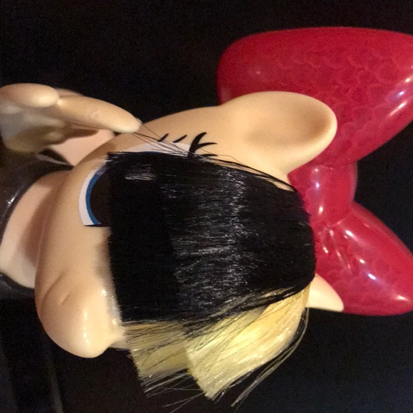 Meet your Posher, Sandra - Picture 1 of 1